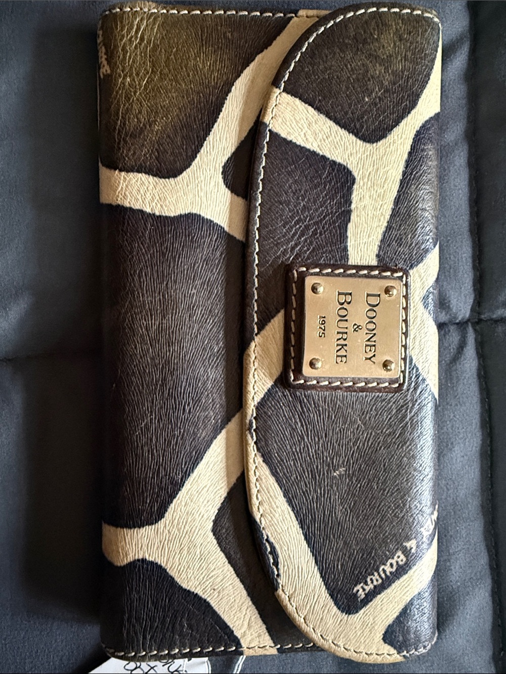 Dooney & Bourke Giraffe-Print Leather Wallet in Dark Brown and Cream - Picture 7 of 7
